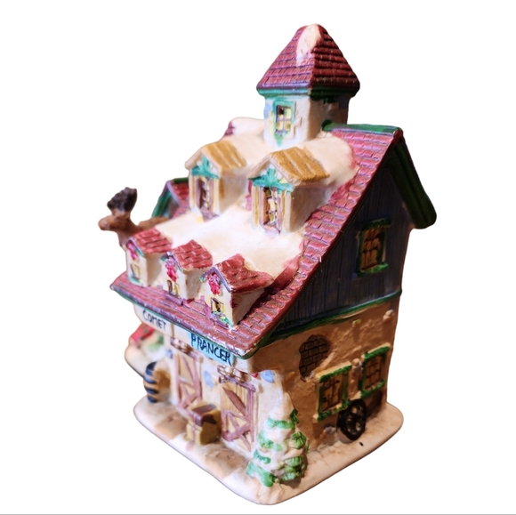 Enchanted Christmas Village "Santa's Stables" Porcelain Lighted House - Picture 4 of 5